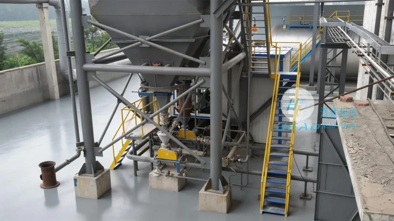 Serbuk magnesium dengan pengaliran nitrogen melalui sistem pneumatik